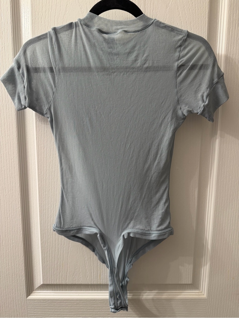 SKIMS Short Sleeve Light Gray/Blue Bodysuit - Picture 2 of 3